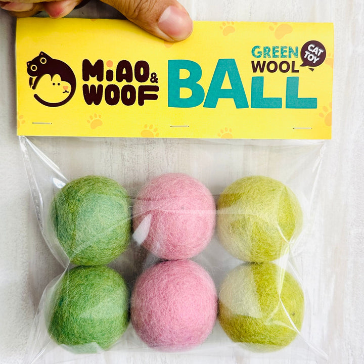 M&W Cat Toy Balls