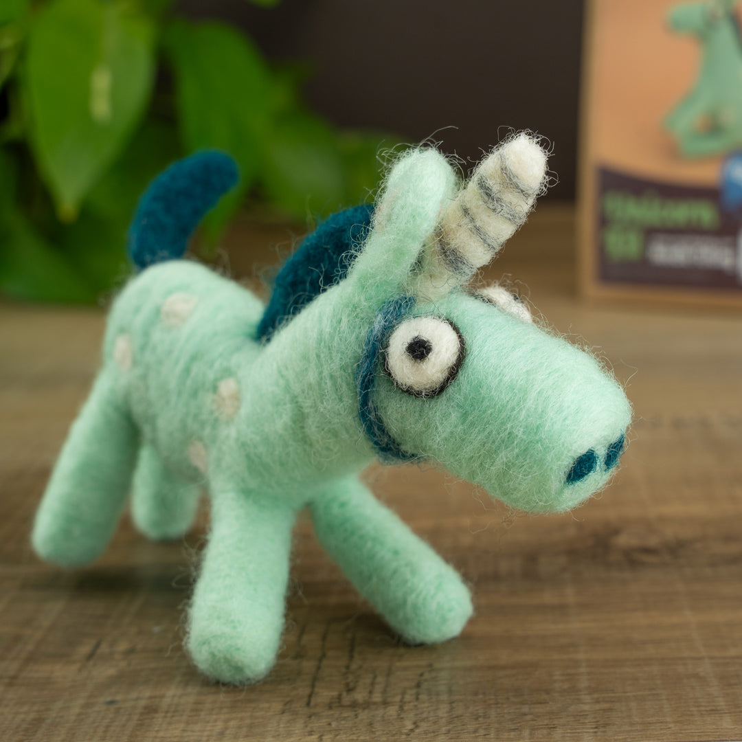 Needle Felting Unicorn Kit – DIY Wool Craft for Beginners & Kids | Woolbuddy