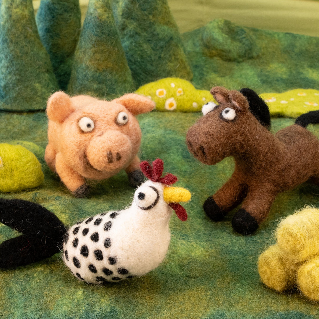 Needle Felting Farm Collection Kit for Beginners | Woolbuddy