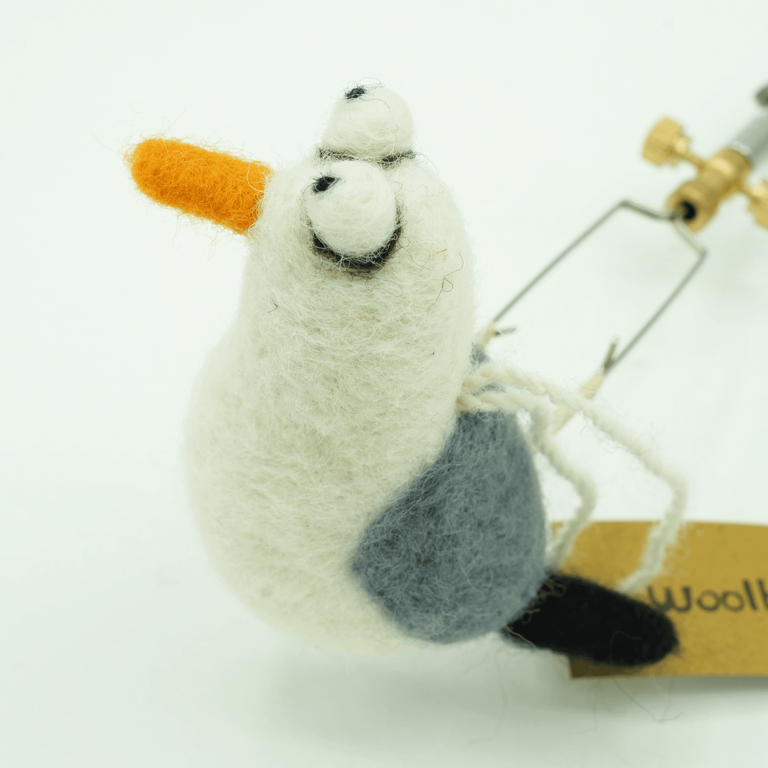 Handmade Wool Felt Seagull Charm – Cute Bag & Desk Accessory | Woolbuddy