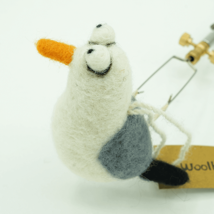 Handmade Wool Felt Seagull Charm – Cute Bag & Desk Accessory | Woolbuddy