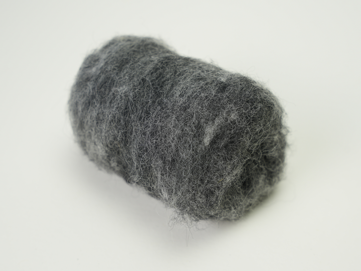 Corriedale Wool Shadow Gray – Premium Wool Roving for Needle Felting & Crafts | Woolbuddy