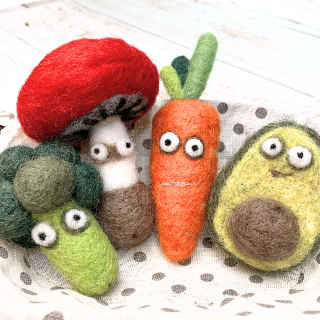 Veggie ornaments - Woolbuddy